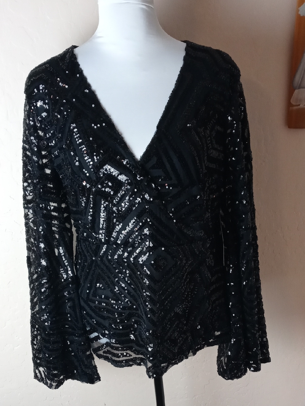 NWT Venus Black Sequin V-Neck Women's Top